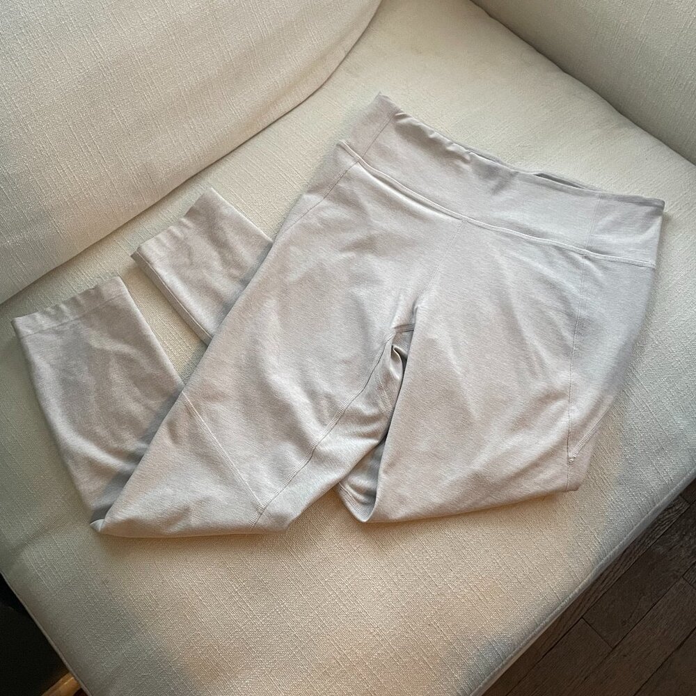 Outdoor Voices 3/4 Leggings - Oatmeal - Size M
